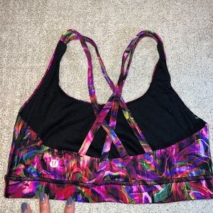 Lululemon sports bra